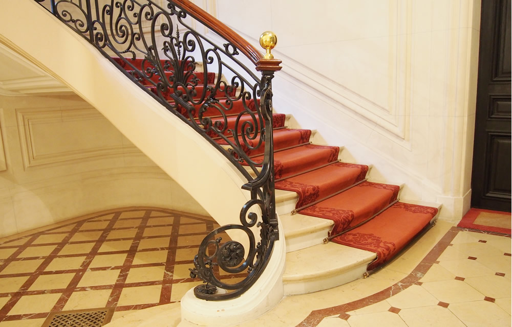 Escalier à 5 étages – Paris 16